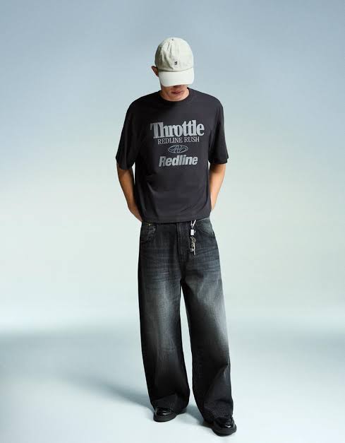 T-shirt throttle redline
