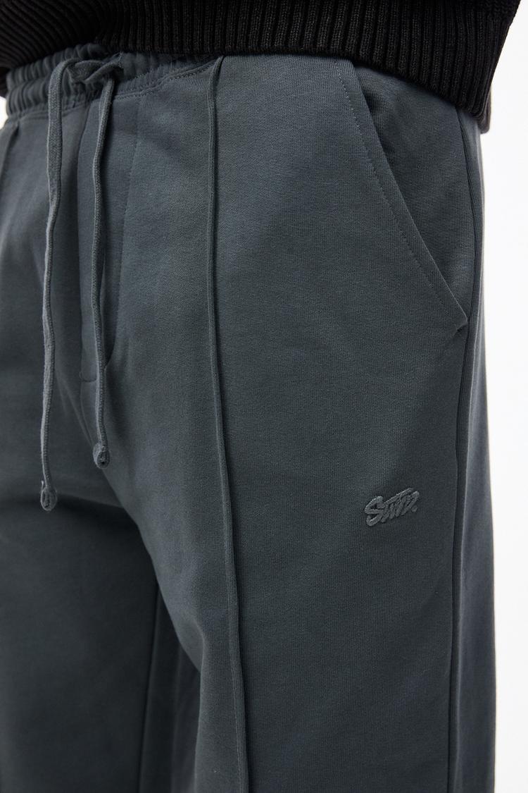 P&B Wide-leg trousers with seam detail