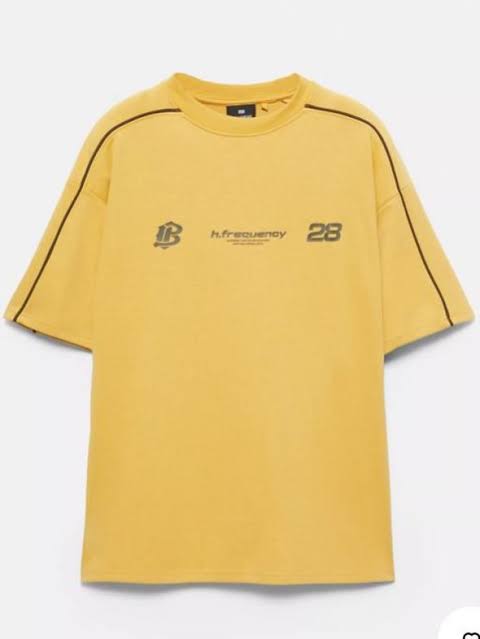 Pull&Bear Short sleeve with graphic T-shirt