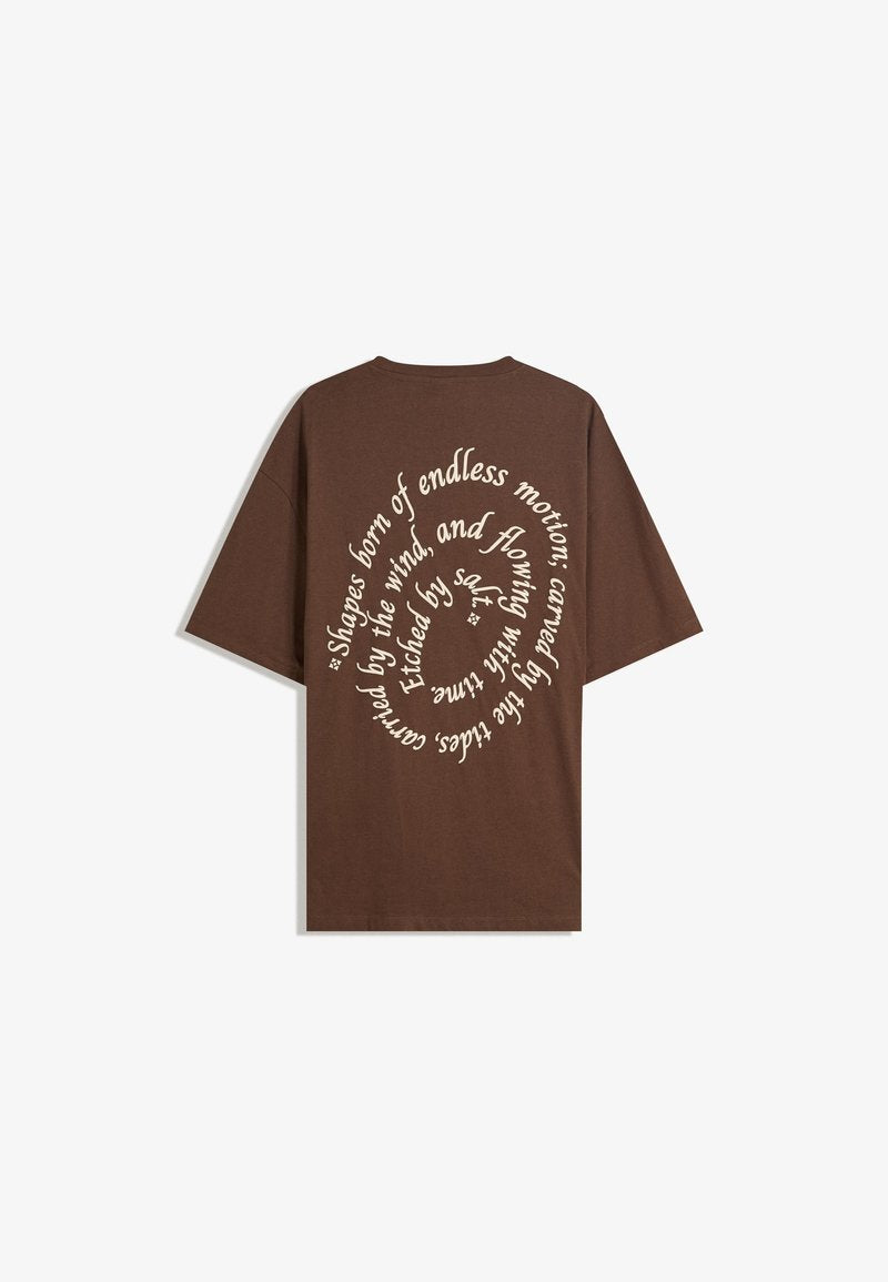 Bershka dark brown short-sleeve t-shirt with a small circular graphic on the tront chest.